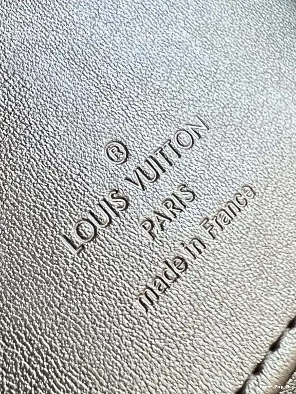 Firstbag ru VUITTON ZIPPY LOUIS cm WALLET-10*20*2 0531